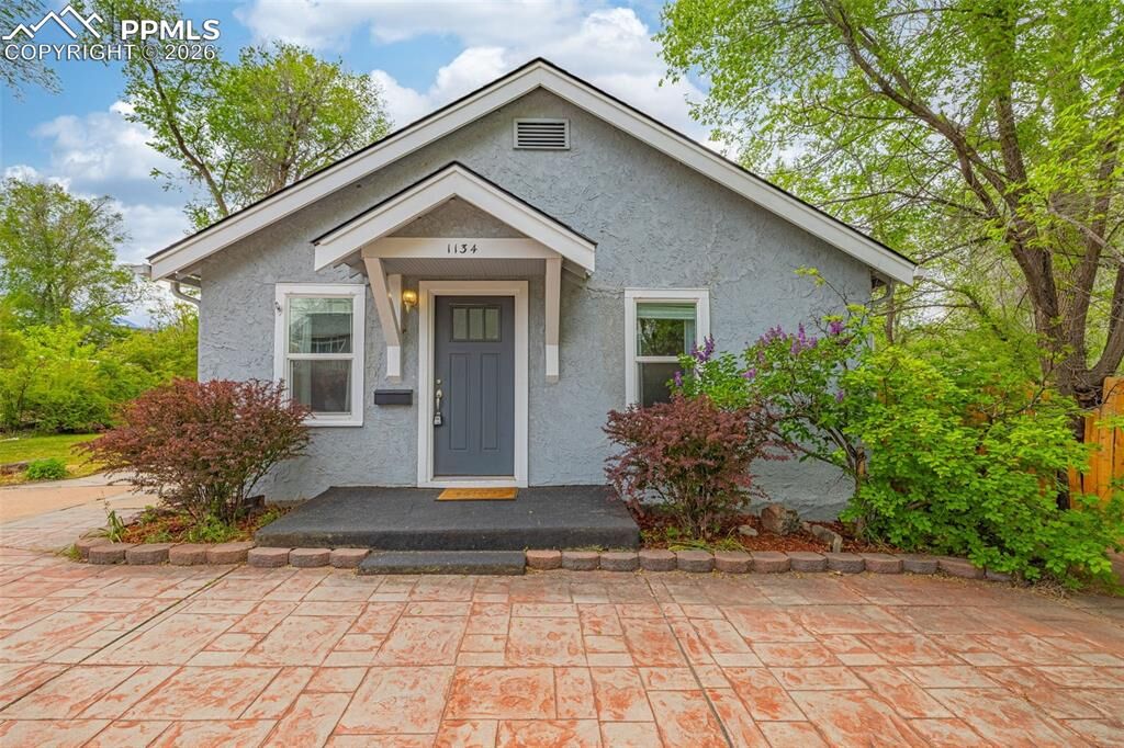 Property Photo:  1134 N Arcadia Street  CO 80903 
