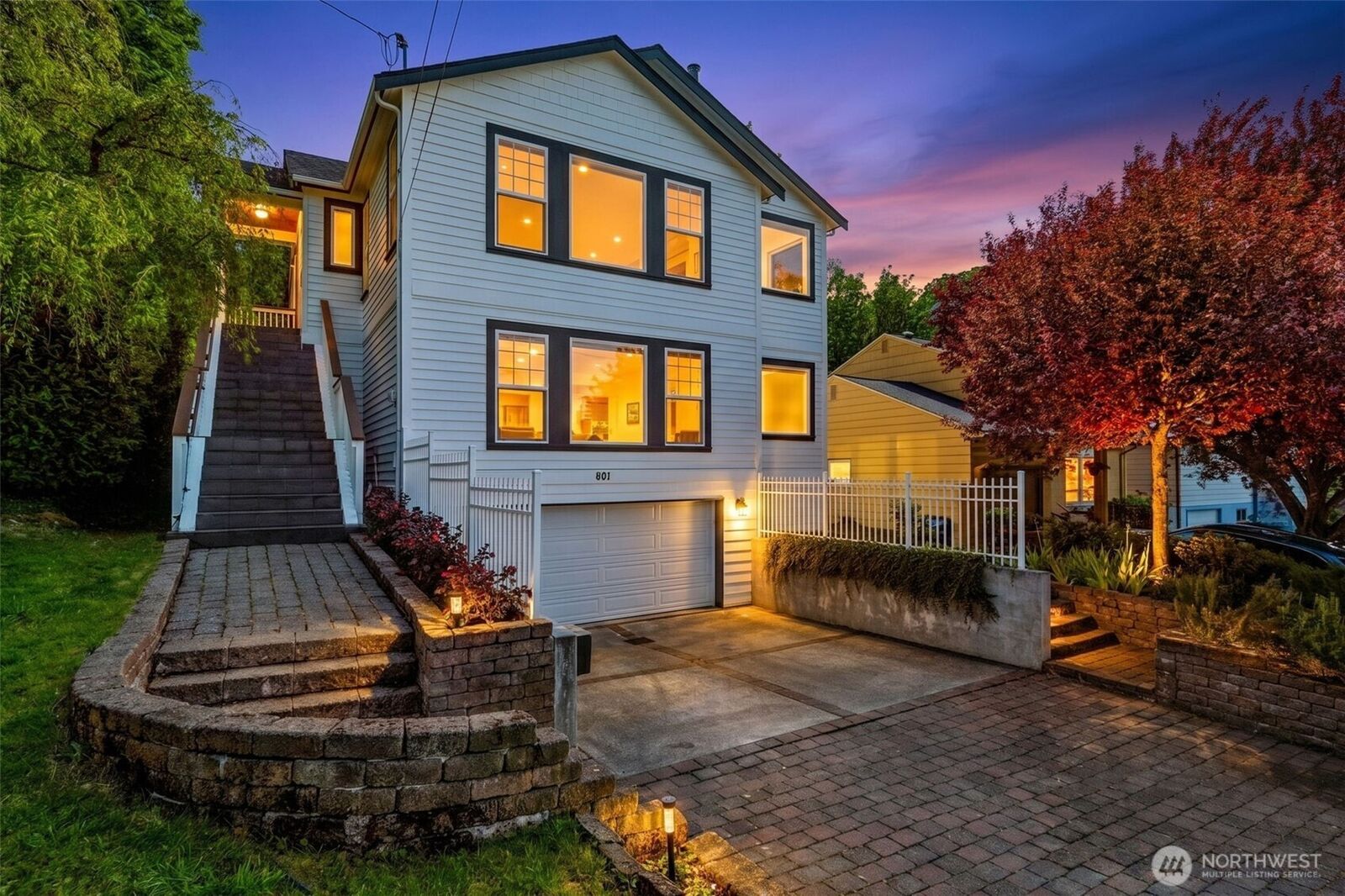 Property Photo:  801 W Barrett Street  WA 98119 