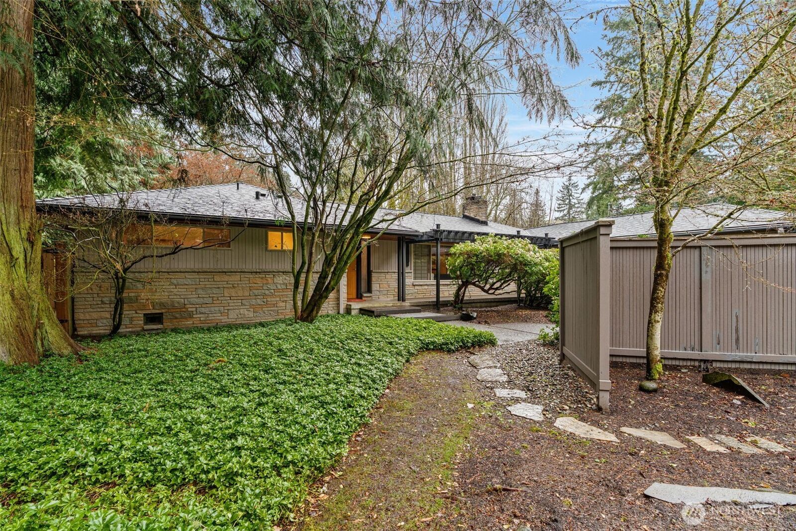 Property Photo:  23312  Robin Hood Drive  WA 98020 
