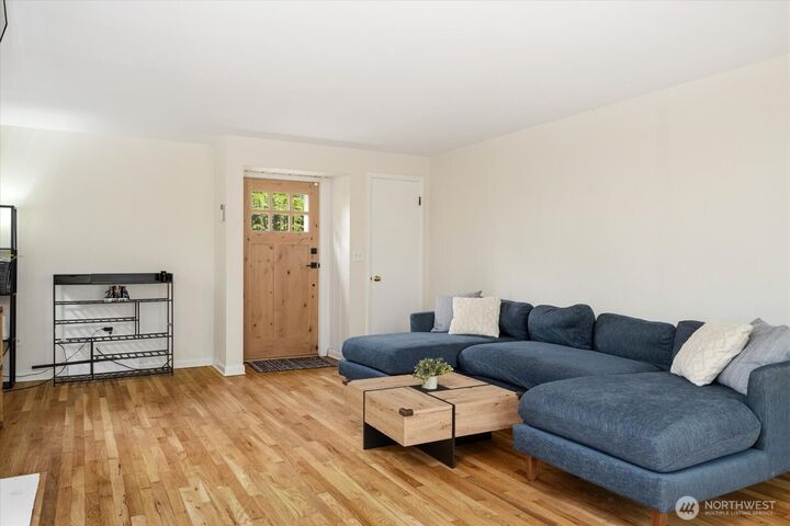Property Photo:  4037 NE 109th Street  WA 98125 