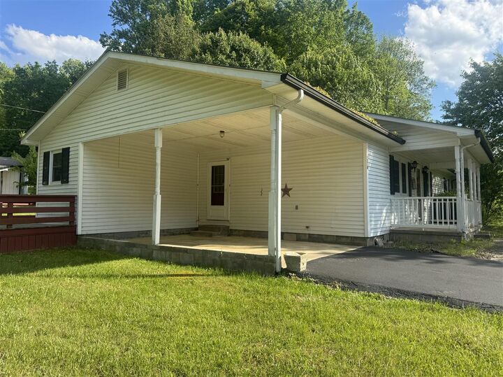 Property Photo:  1270 Gray Gap Road  KY 42717 