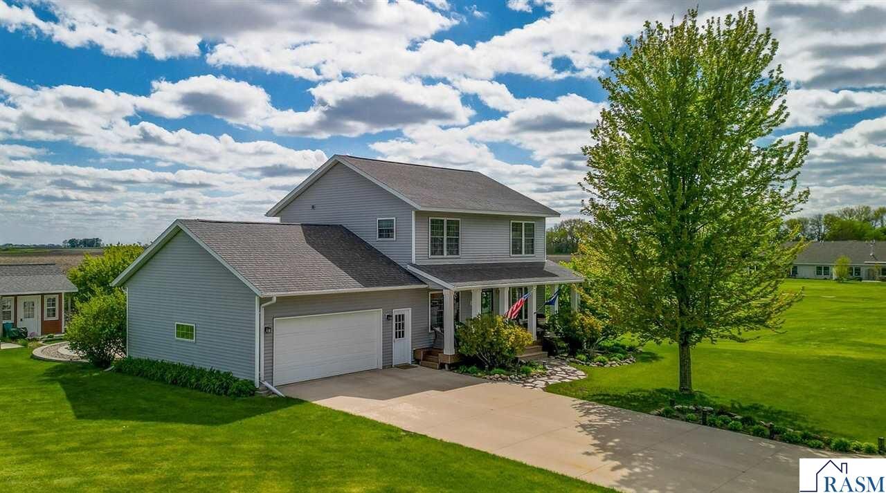 Property Photo:  16 Marples Avenue  MN 56068 