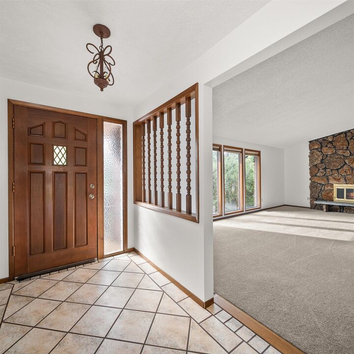 Property Photo: 8516 N Greenwood St WA 99208