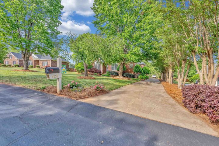Property Photo:  823 Indian Trail Run  SC 29349 