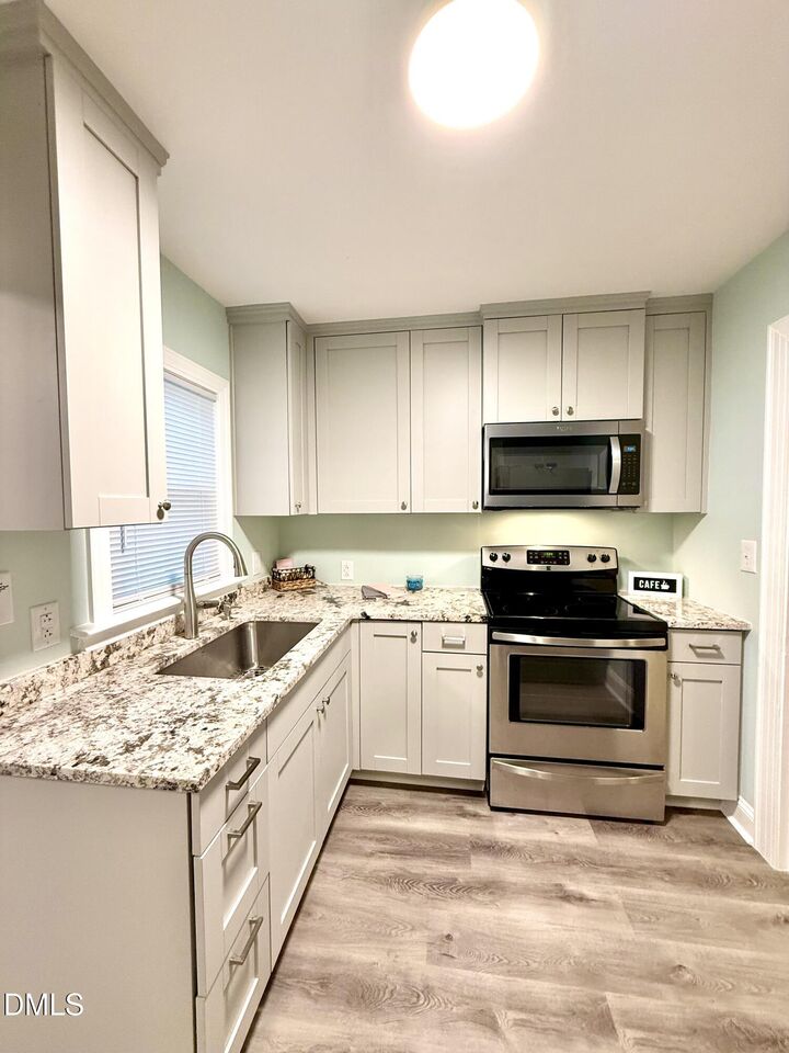 Property Photo:  1709 Lincoln Drive  NC 27834 