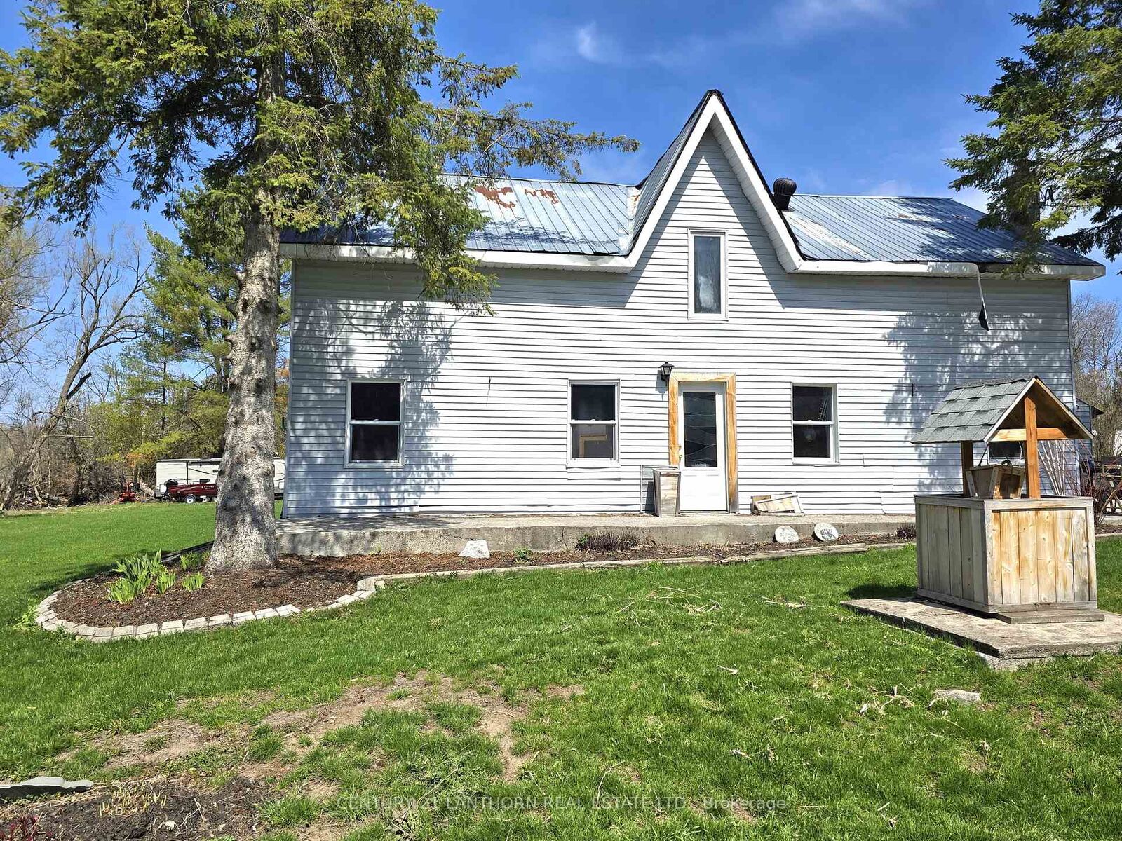 Property Photo: 476 Smith Road ON K0K 2B0