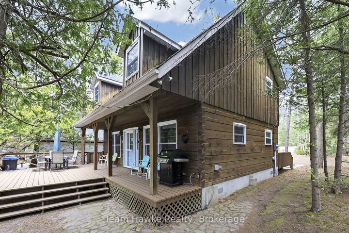 Property Photo: 698 Tiny Beaches Road S ON L0L 2T0