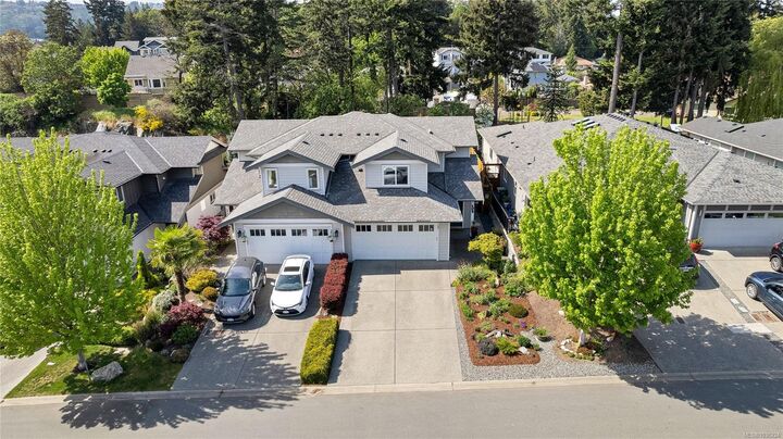 Property Photo:  233 Bellamy Link  BC V9M 0R8 