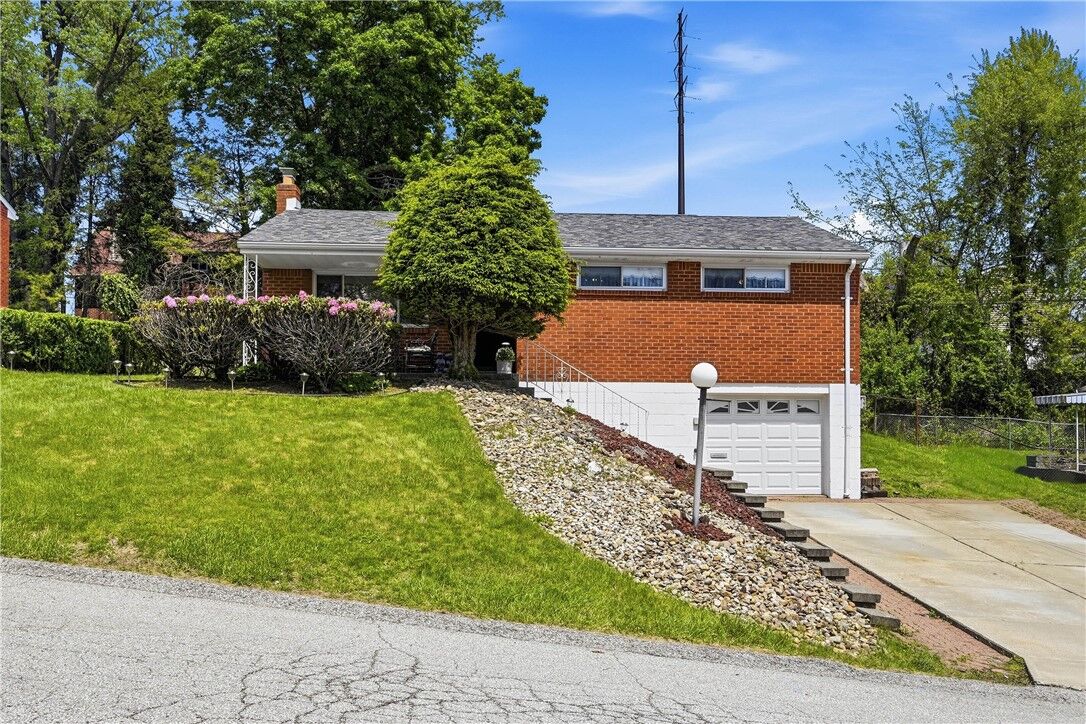Property Photo: 8008 Mark Dr PA 15147