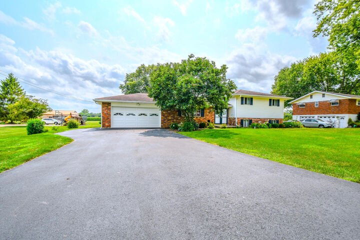Property Photo:  10833 Kendig Road  OH 45344 
