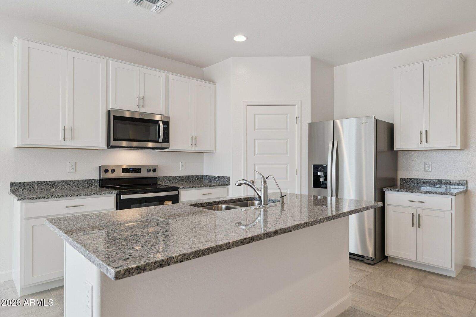 Property Photo:  5428 E Darwin Drive  AZ 85140 