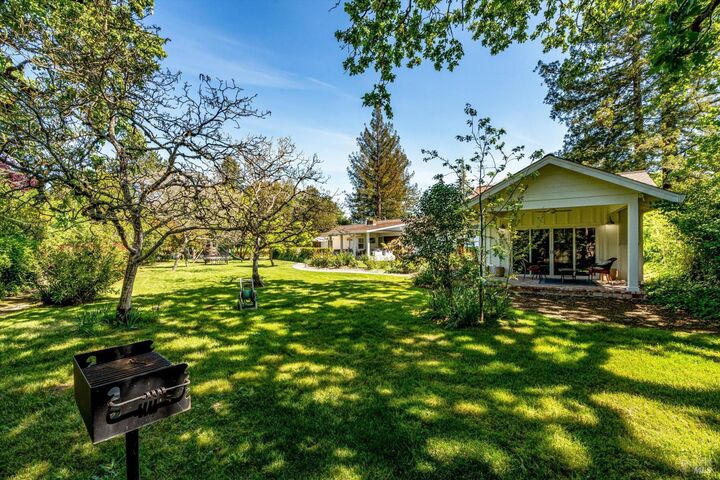 Property Photo:  10 Oak Tree Drive  CA 95401 