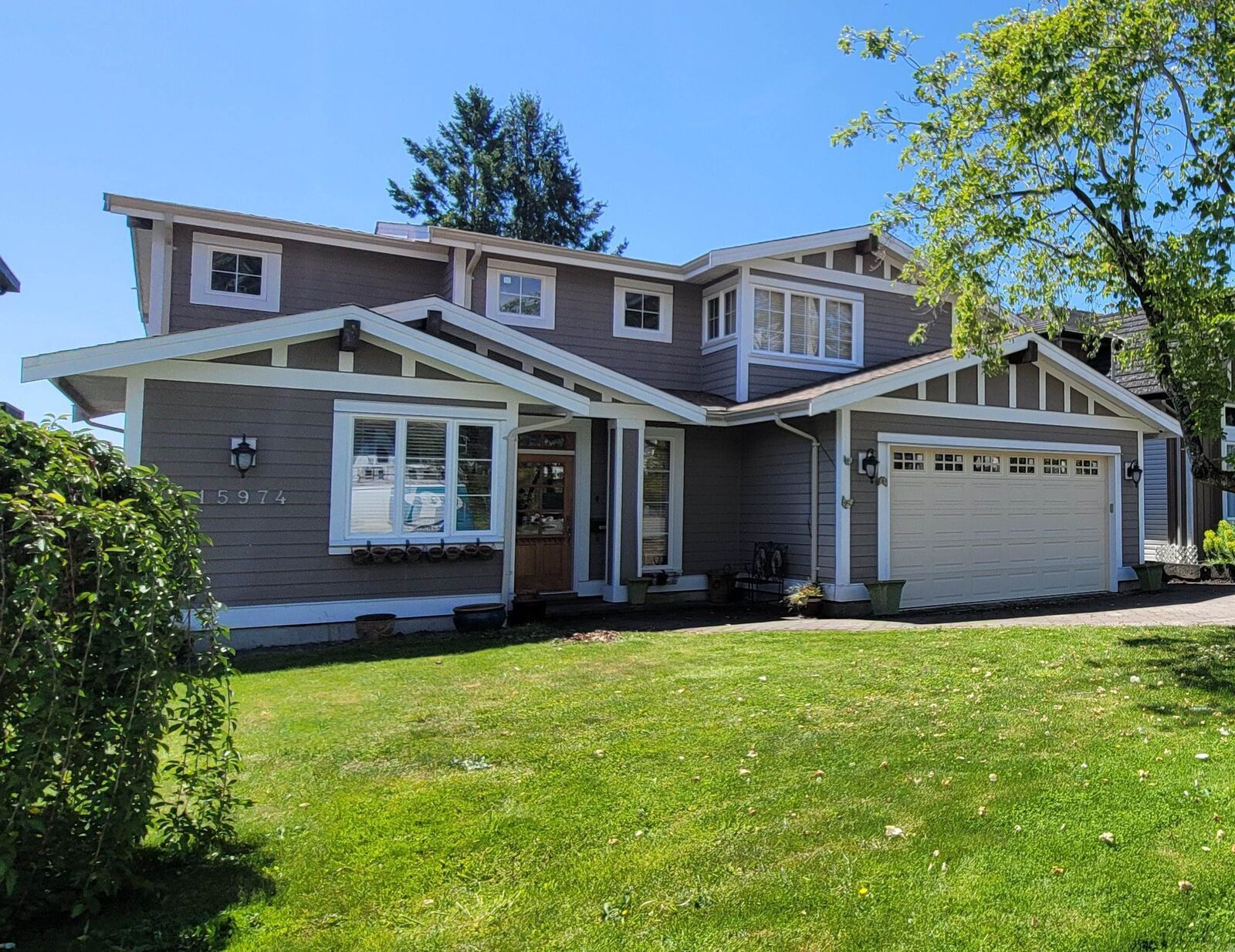 Property Photo: 15974 Buena Vista Avenue BC V4B 2A5