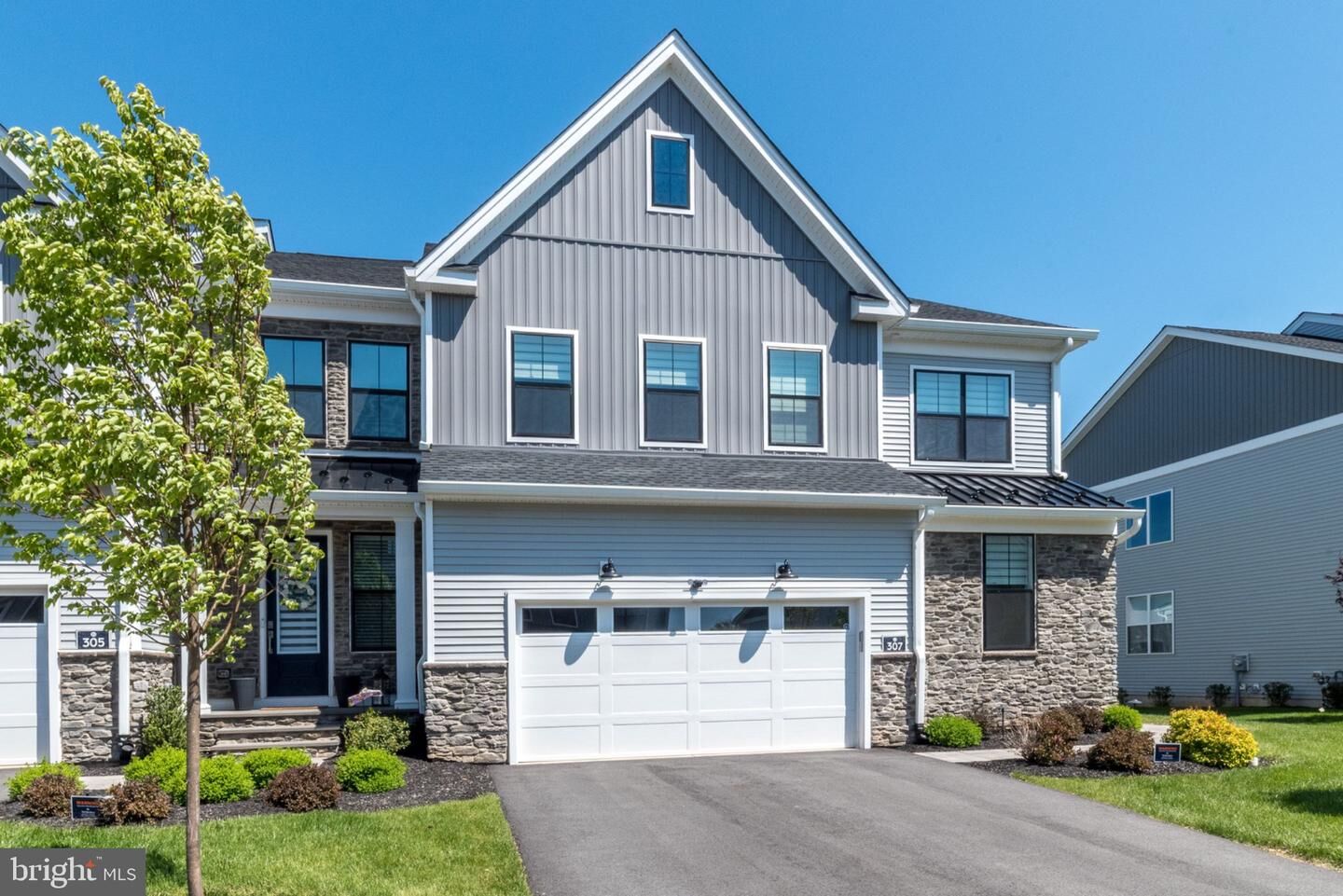 Property Photo:  307 Huntington Lane  PA 19002 