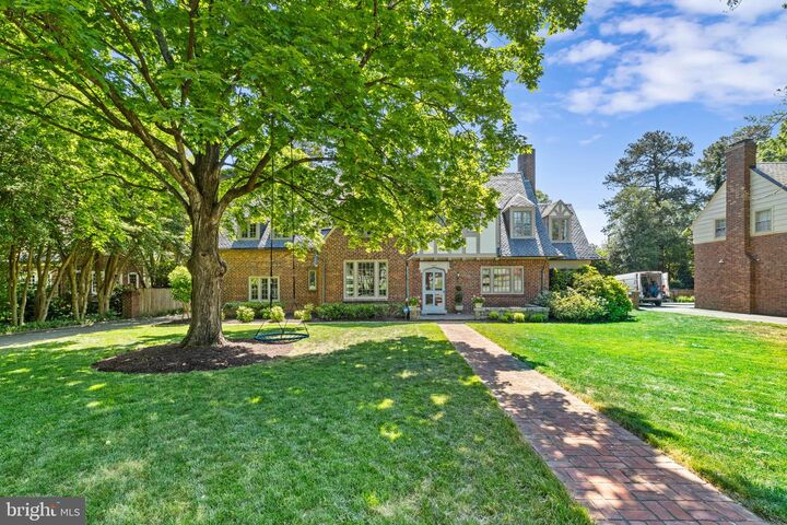 Property Photo:  403 Harlan Circle  VA 23226 