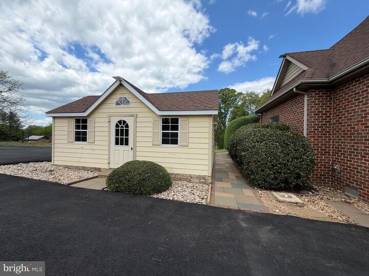 Property Photo:  7001 Wayland Drive  VA 20187 