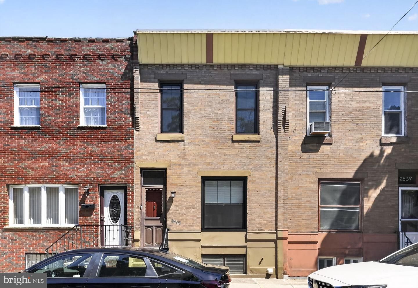 Property Photo: 2537 S Chadwick Street PA 19145
