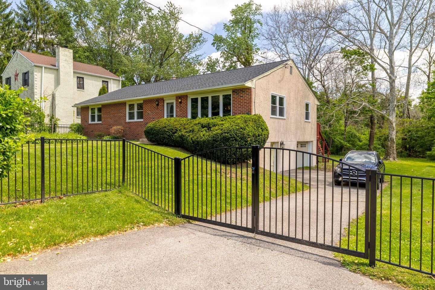 Property Photo:  625 Bellaire Avenue  PA 19002 