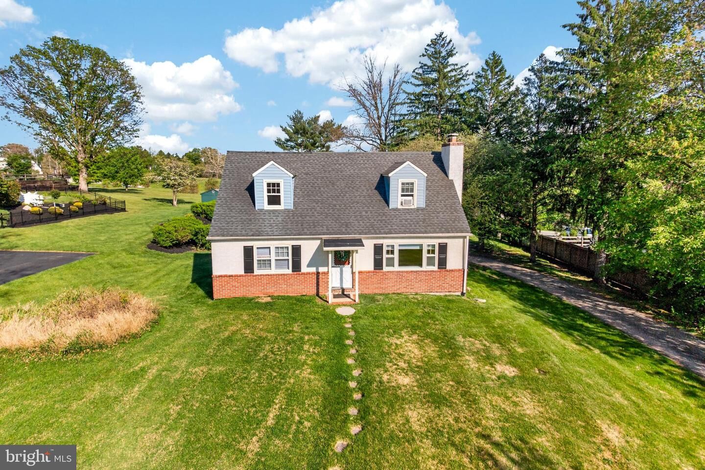 Property Photo:  507 Saint Johns Circle  PA 19460 