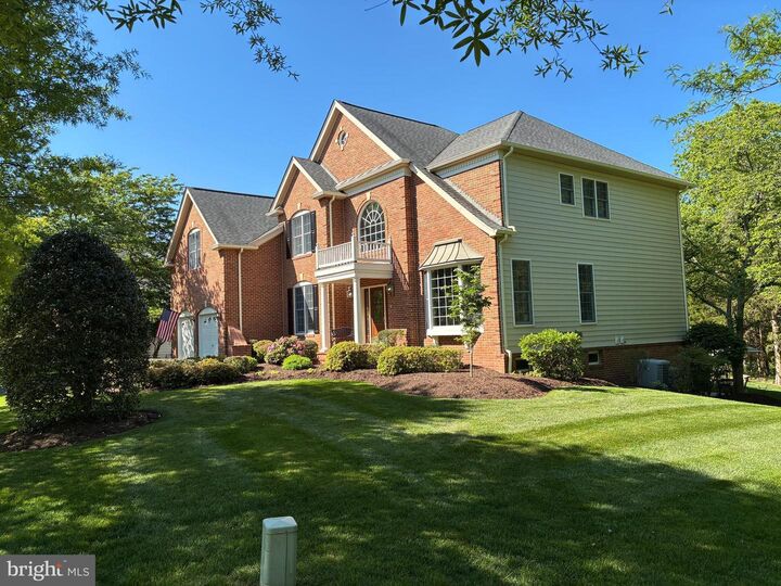 Property Photo:  15227 Golf View Drive  VA 20169 