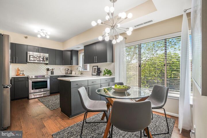 Property Photo:  5802 Nicholson Lane 2-202  MD 20852 