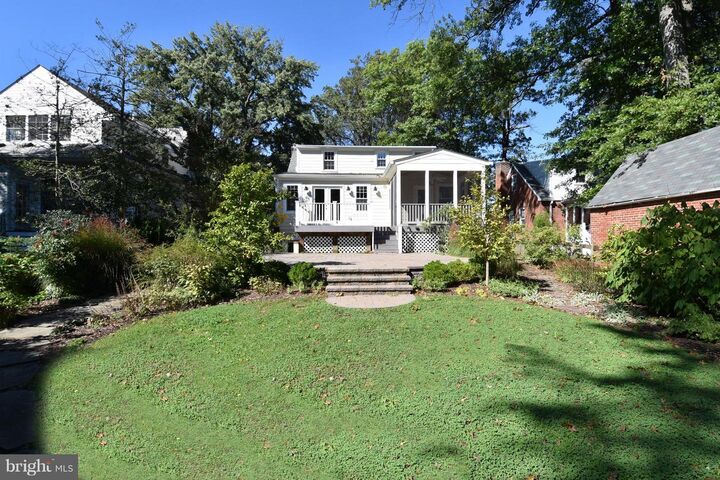 Property Photo: 5250 26th Street N VA 22207