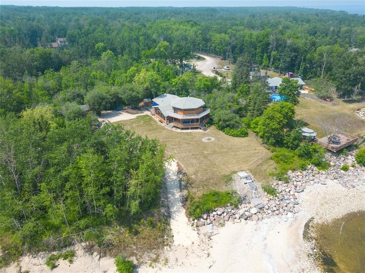 Property Photo:  42052 Traverse Bay Rd Road  MB R0E 2A0 