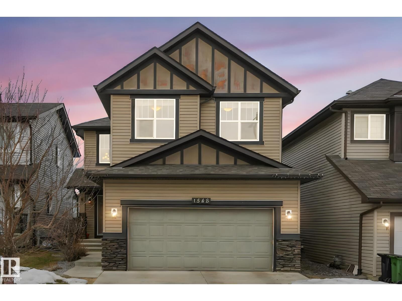 Property Photo: 1548 36 Av NW AB T6T 0M5