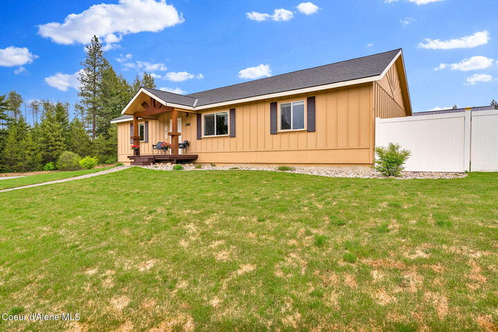 Property Photo: 32988 N 7th Ave ID 83869