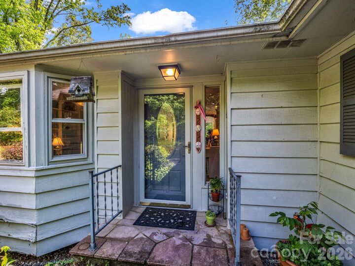 Property Photo:  57 Tate Lane  NC 28782 