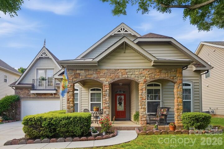 Property Photo:  8452 Whitehawk Hill Road  NC 28173 