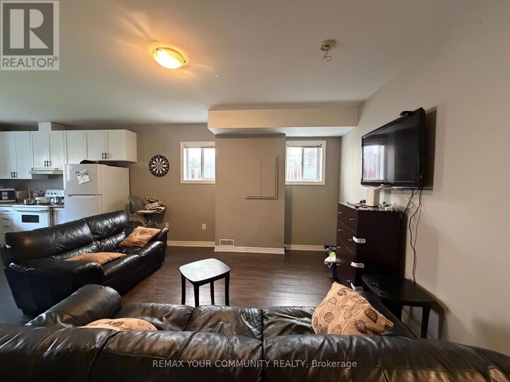Property Photo:  67 Guery Crescent  ON L4L 9P4 