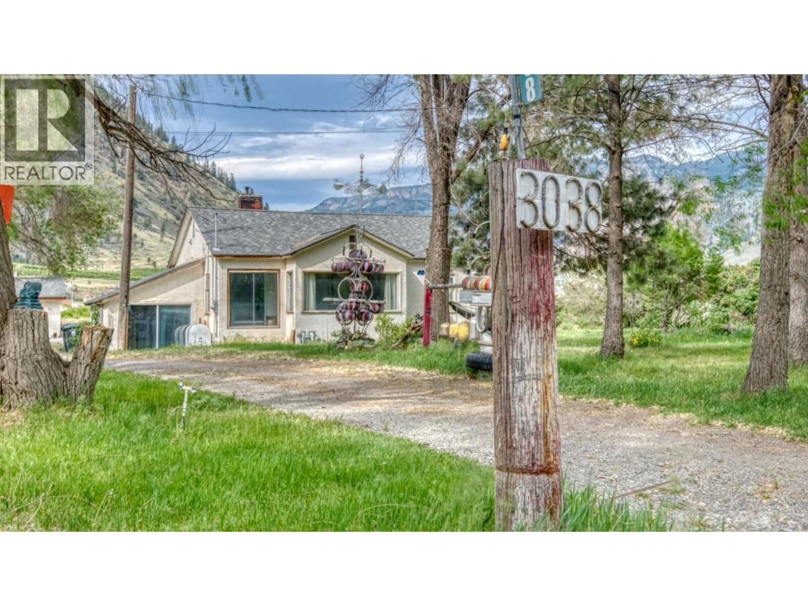 Property Photo:  3038 10th Avenue  BC V0X 1N3 