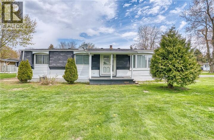 Property Photo: 71 Fairview Crescent ON N4W 3G8