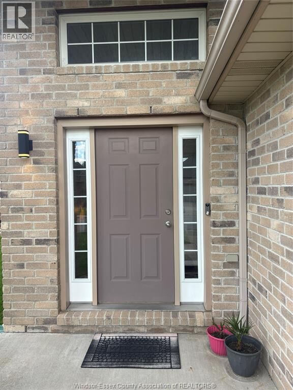 Property Photo:  391 Jewel Street  ON N9J 3X4 