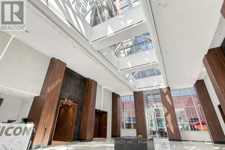 Property Photo:  270 Wellington Street West 1124  ON M5V 3P5 