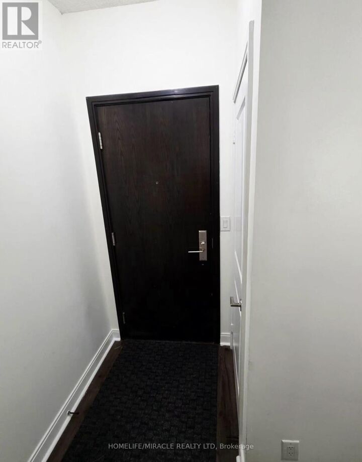 Property Photo:  80 Absolute Avenue 801  ON L4Z 0A2 