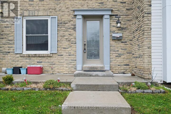 Property Photo:  900 Central Park Drive  ON L6S 3J6 