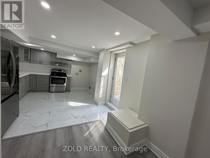 Property Photo:  24 Wildhorse Lane  ON L6R 2J5 