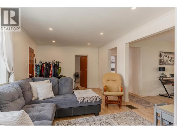Property Photo:  1953 Plewman Way  BC V0G 1Y0 