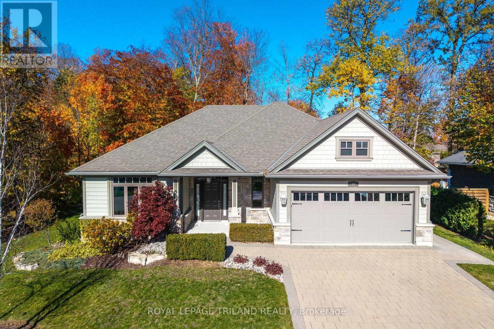 Property Photo:  19 Erin Place  ON N0M 1T0 
