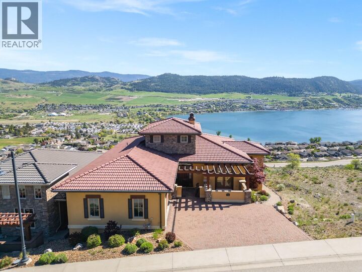 Property Photo: 108 Vineyard Way BC V1H 1Z7
