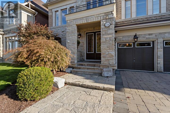 Property Photo:  126 Vines Place  ON L4G 0R7 