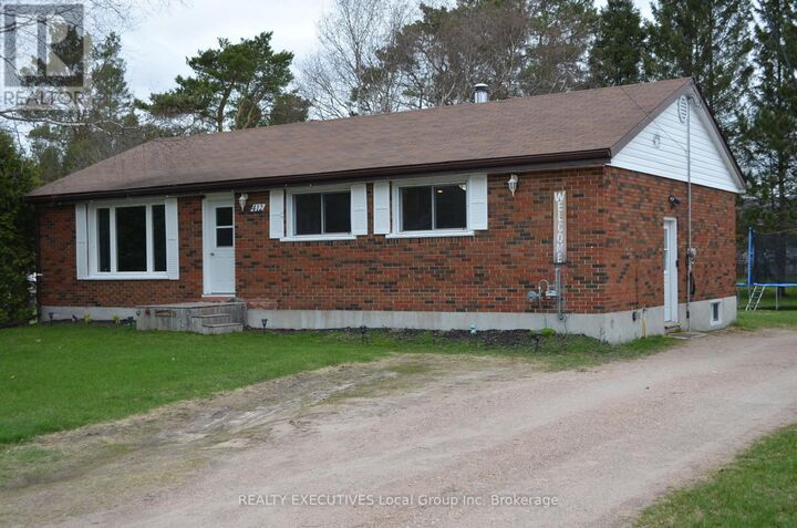 Property Photo:  412 Sweezy Street West  ON P0H 2L0 