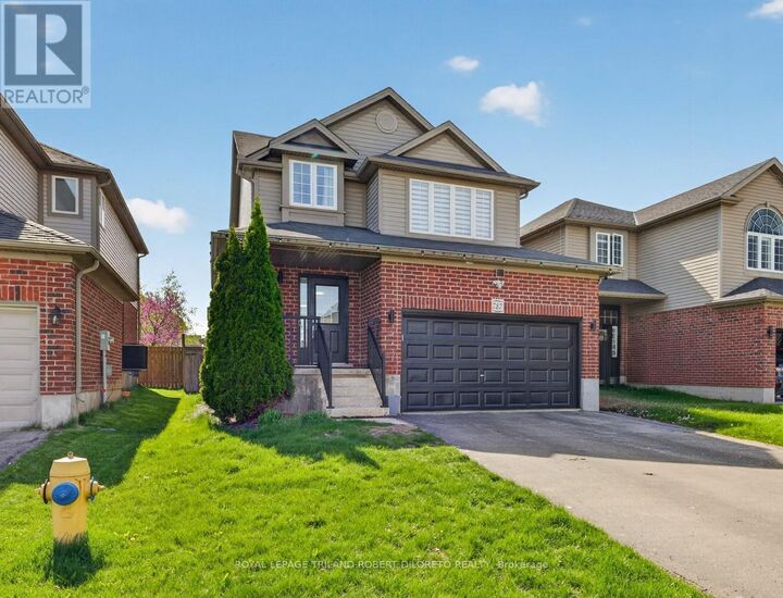 787 Rushbrook Crescent — photo 1