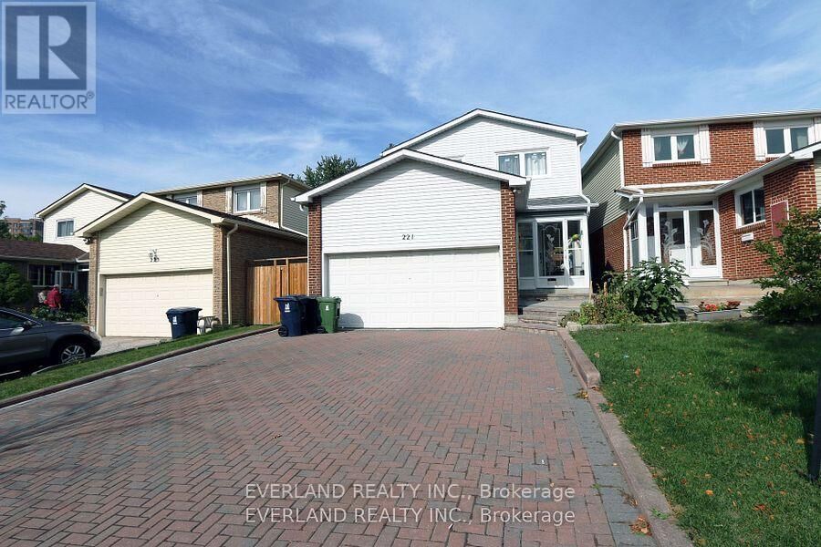 Property Photo:  221 Placentia Boulevard Basement  ON M1S 4H5 