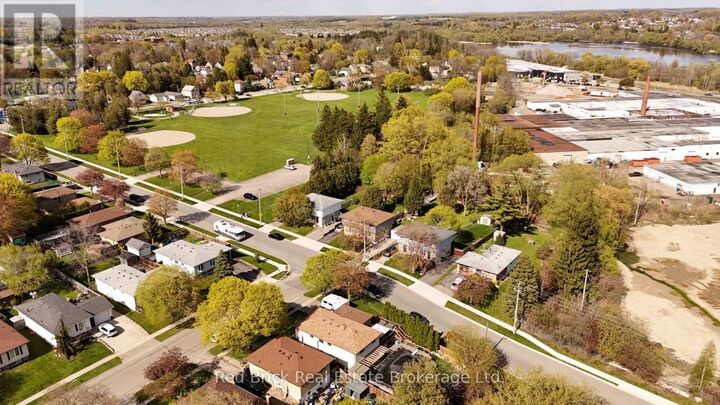 Property Photo:  51 Clemens Avenue  ON N3C 2W6 