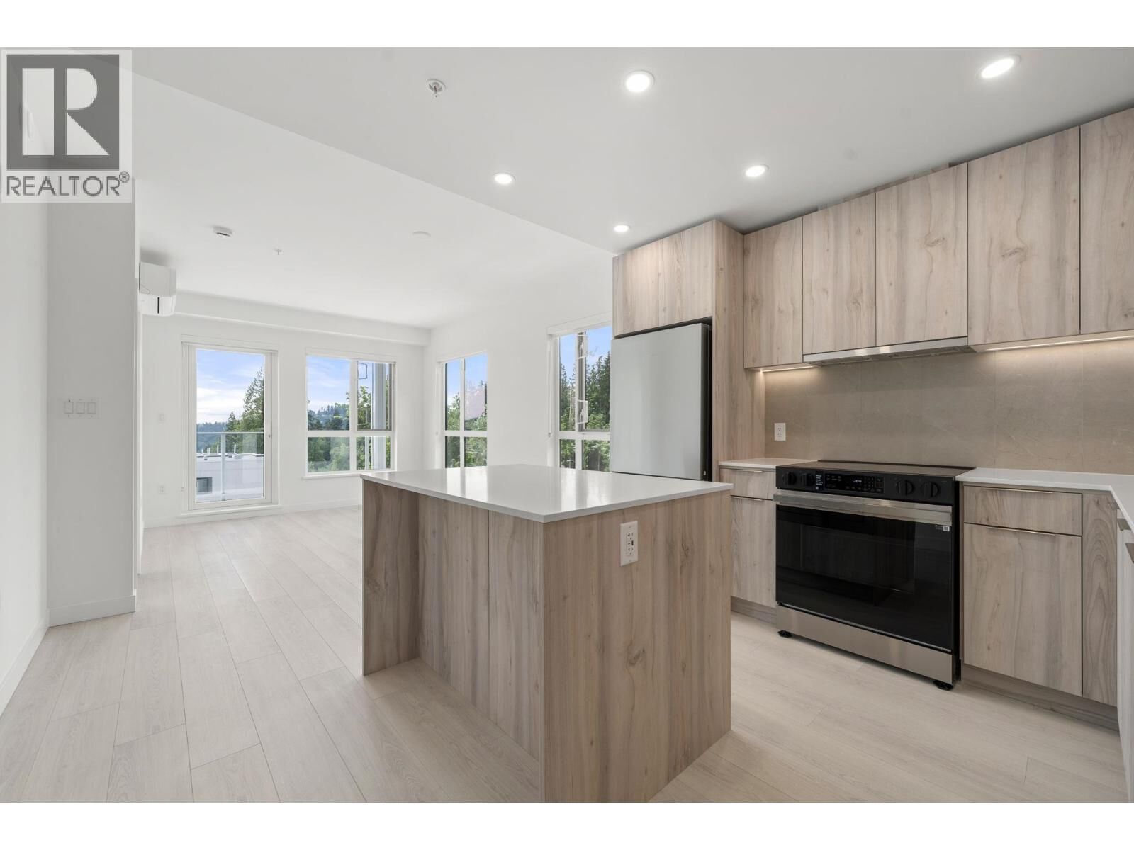 Property Photo:  3594 Malsum Drive 404  BC V7G 0B4 