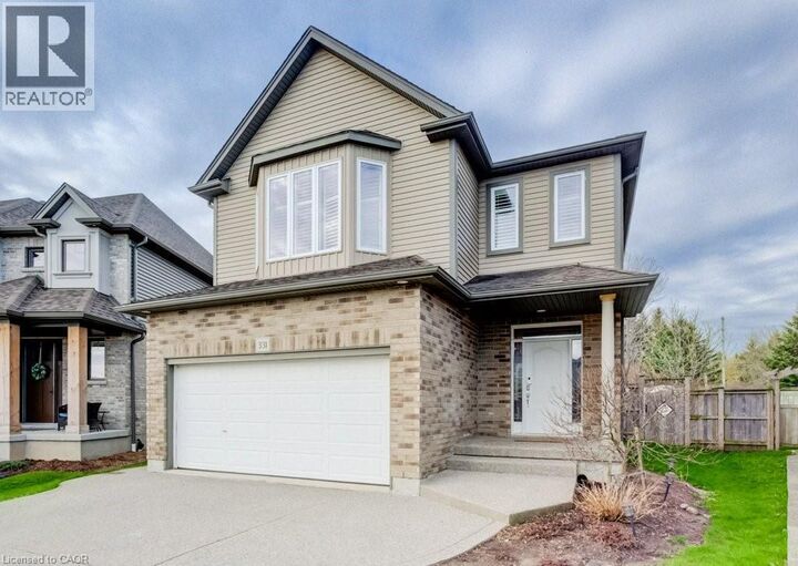Property Photo:  331 Westpark Crescent Upper  ON N2T 3A2 
