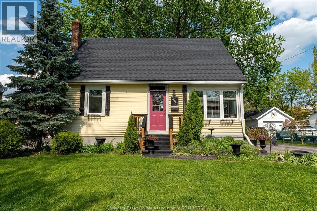 Property Photo:  270 Isabelle Place  ON N8S 3A6 